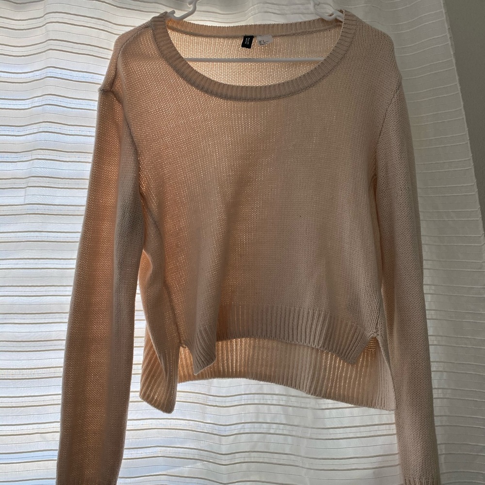 Cropped cream sweater lightweight
